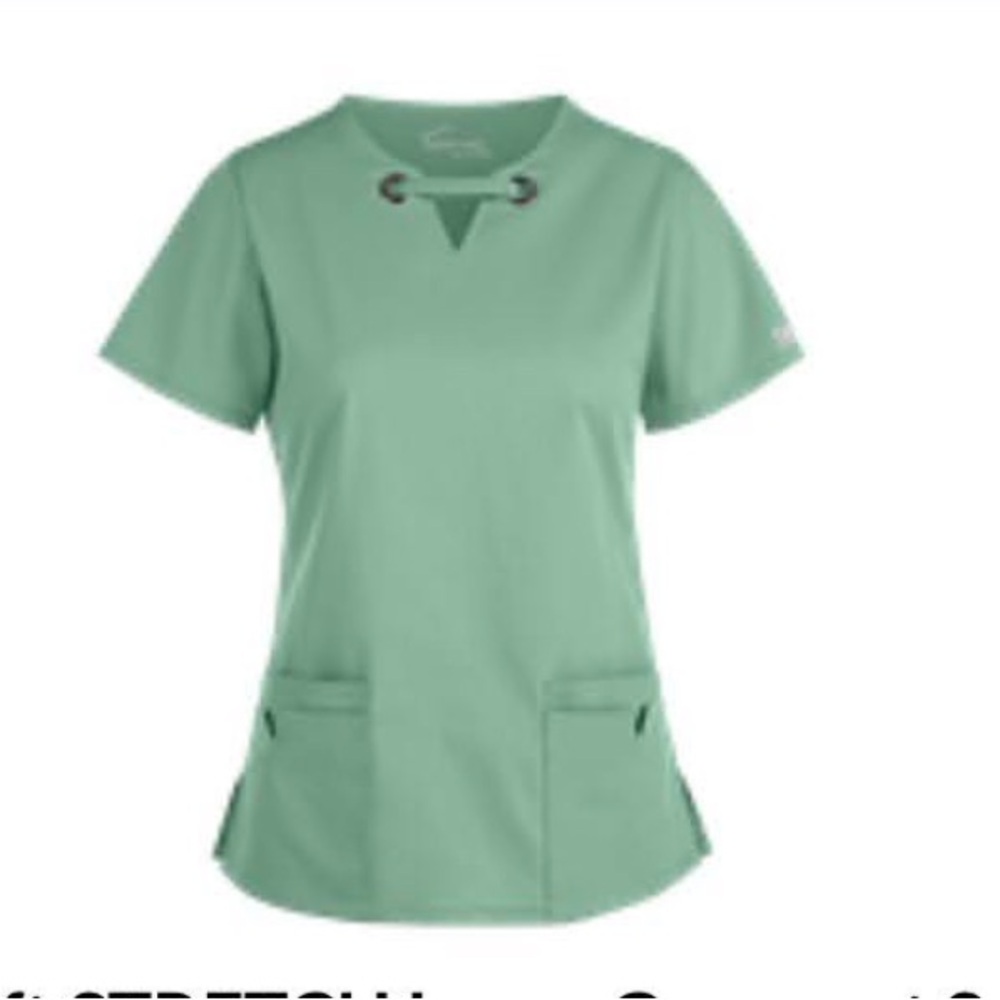 Butter Soft turquoise scrub set size small. Cargo pants. Great condition.